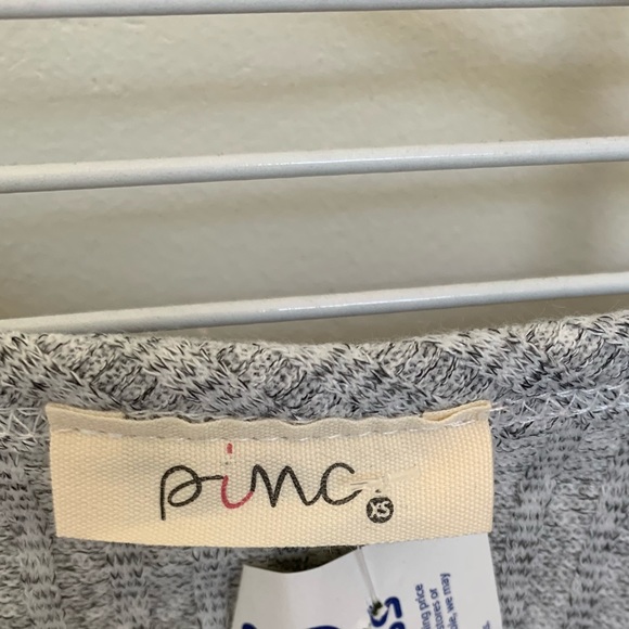 Grey button top - Picture 2 of 3